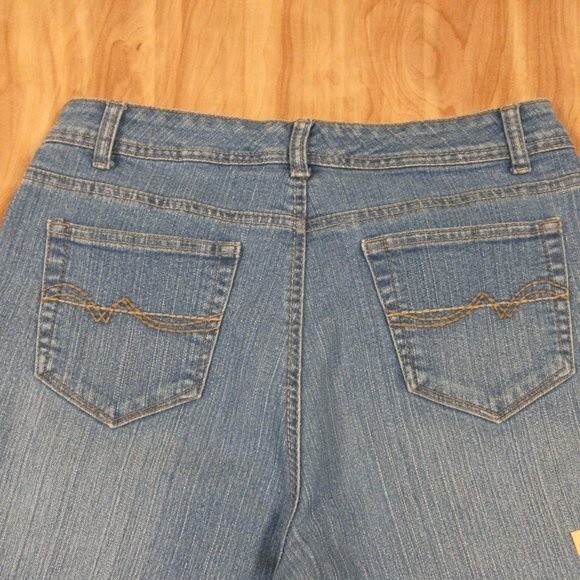 HANNAH Becky Capri Skimmer Jeans Womens Sz 10 Comfort Stretch Denim Bermuda Crop - Picture 7 of 15